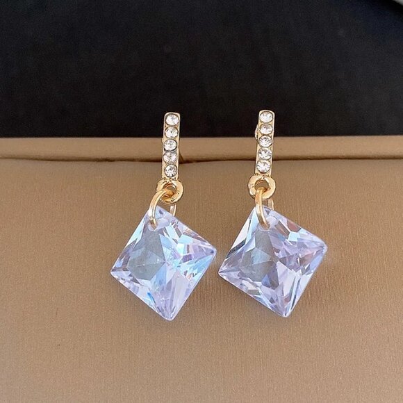 3/$35 Square Clear Cubic Zirconia Gold Tone Dangle Drop Earrings Diamond Crystal - Picture 4 of 6